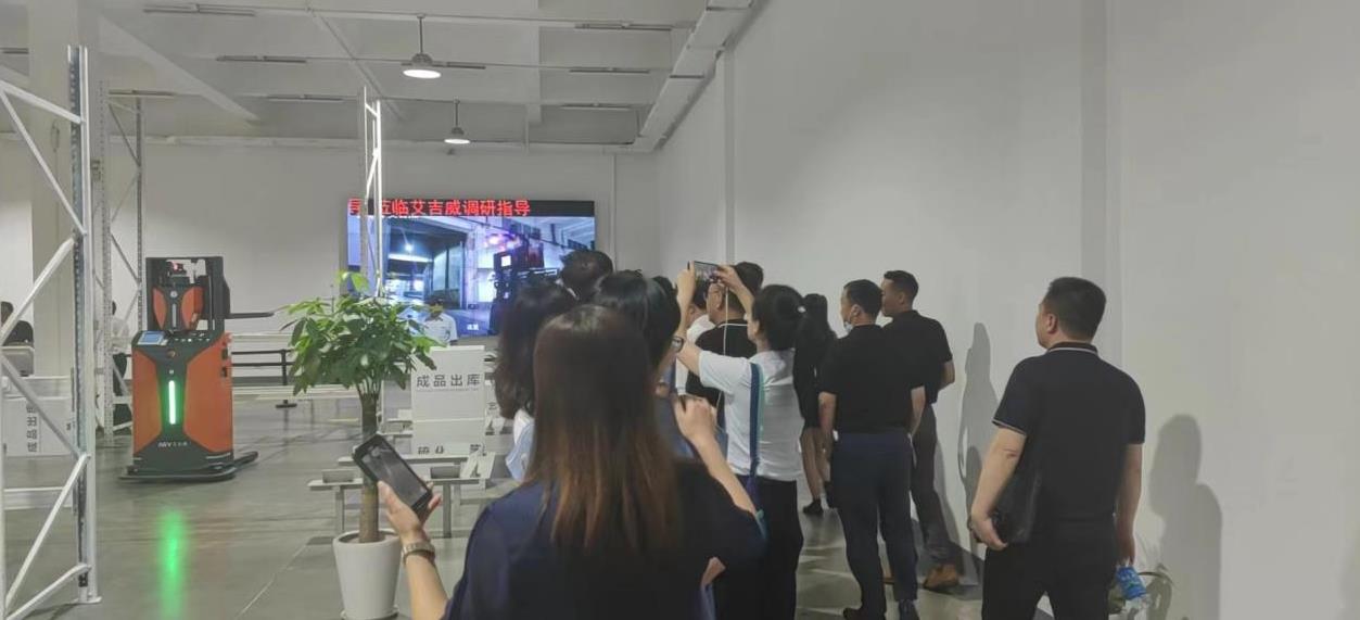 昆山蜜桃精品成人影片