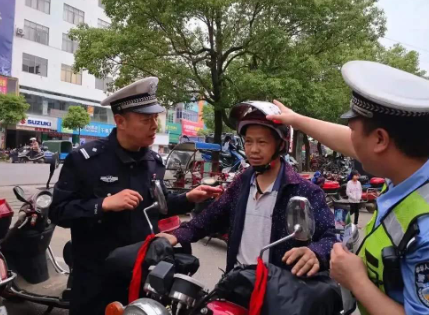 着急进入头盔生产行列？蜜桃精品成人影片蜜桃网站在线观看机这样看