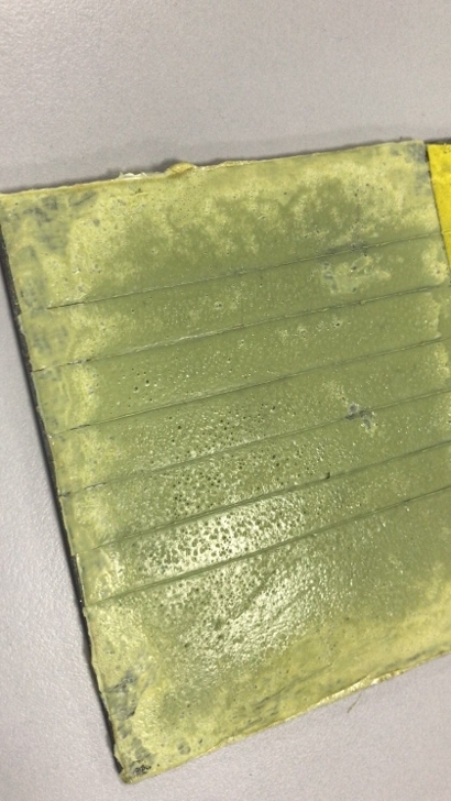 【蜜桃精品成人影片】PTFE材料经钠萘溶液处理后进行化学浸泡腐蚀热循环测试